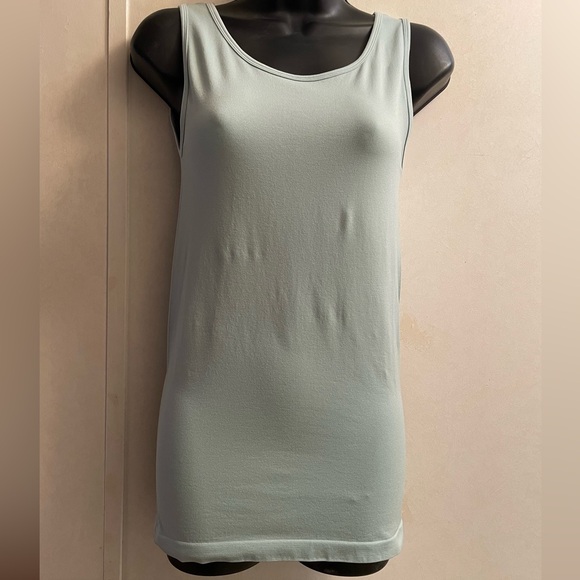 ZENANA outfitters tank top. Women’s size S/M NWT, stretchy. Good for layering. - Picture 1 of 4
